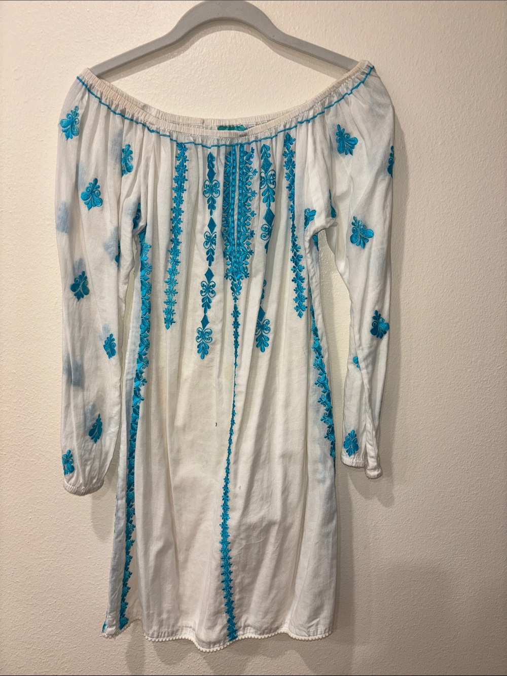 Talk White Off-Shoulder Beach Dress with Turquoise Embroidery
